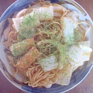 テフロンで油なし☆ピリカラ白菜焼きそば☆